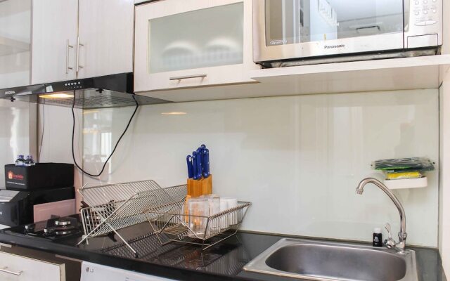 Nice And Cozy Studio Apartment At Springlake Summarecon Bekasi