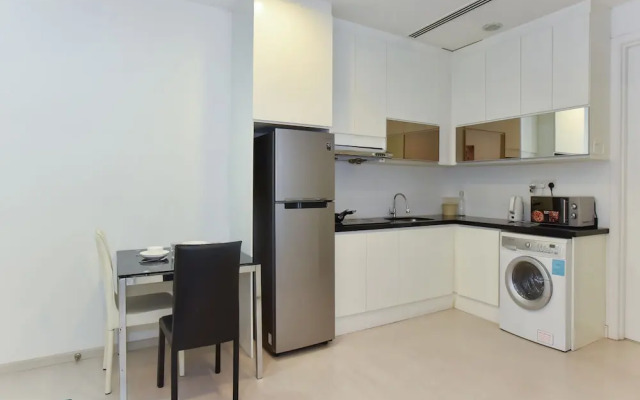 OYO Home 871 Elegant Binjai 8