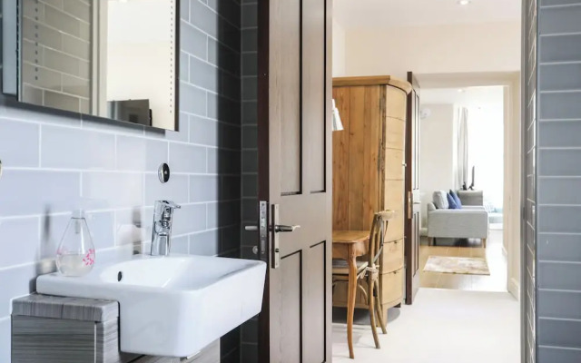 Harlech Apartments - Branwen