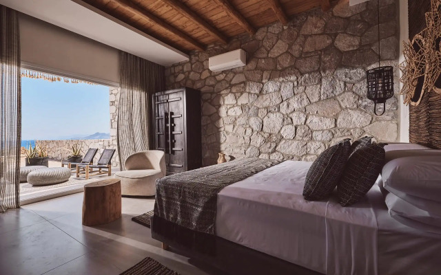 Serenity Suite Milos