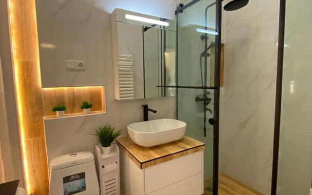 Beautiful apartment with 3 balconies in the center of Yerevan