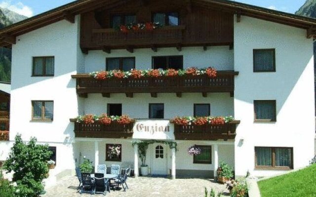 Haus Enzian