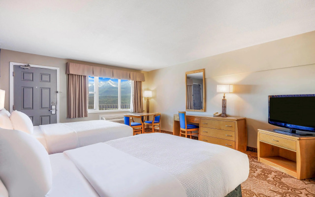 Days Inn by Wyndham Golden