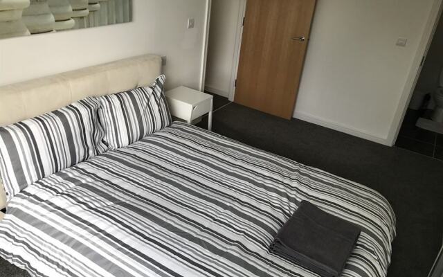 Leamington Spa Serviced Apartments - The Space