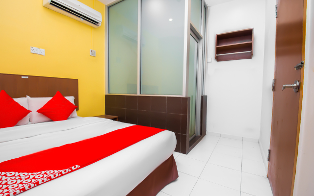 OYO 582 Hotel Walk Inn