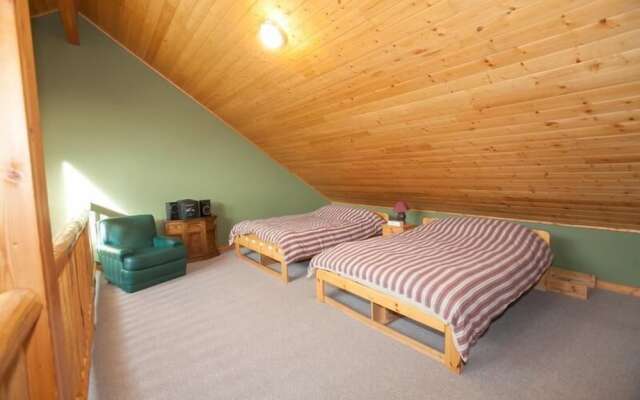 Outlaws Inn by Apex Accommodations