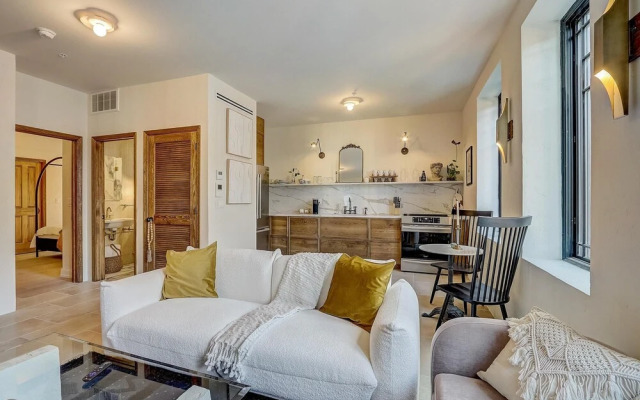 FRONTDESK 313 South St Apts Philadelphia