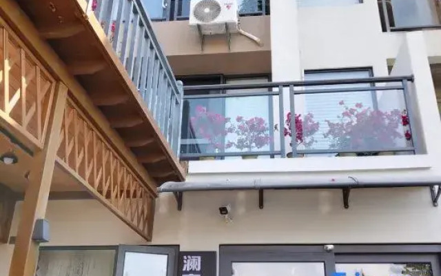 Lanting Ruoshui Hotel (Minhang Road Branch)