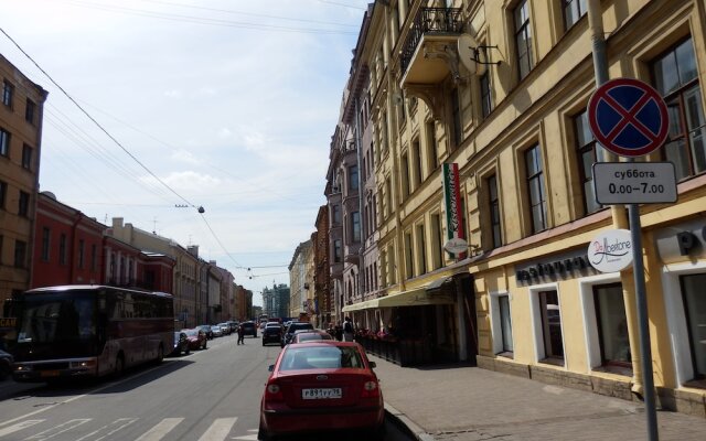 Апартаменты «Feelathome на Миллионной»