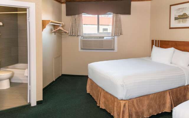 Medicine Hat Inn & Suites