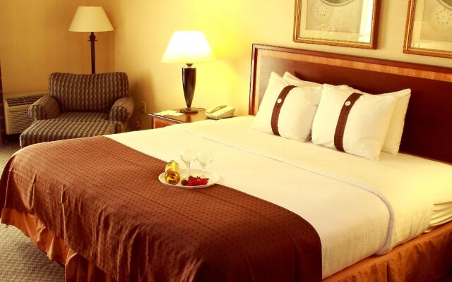 FairBridge Hotel & Conference Center Somerset