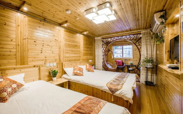Nanzha Fuchang Bridge Family Vacation Homestay (Wuzhen Scenic Area Branch)