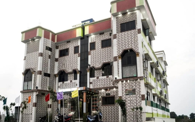 Rasul Royal Home By OYO Rooms