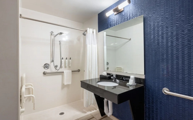 Fairfield Inn And Suites Smithfield