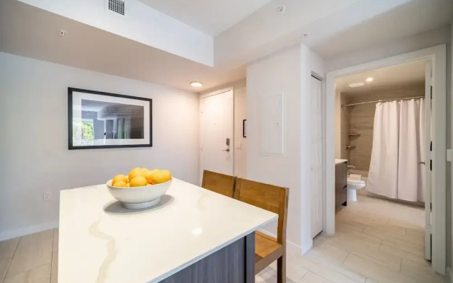 Chic Apartments in the heart of Dadeland