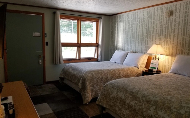 White Mountain Motel And Cottages