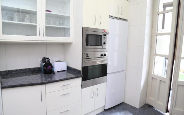 Central Market Parking opcional by Salamancavacacional