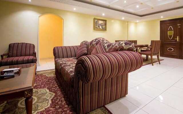 Family House Hotel