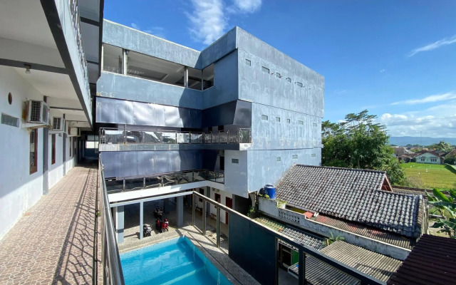 OYO 586 Hotel Wijaya