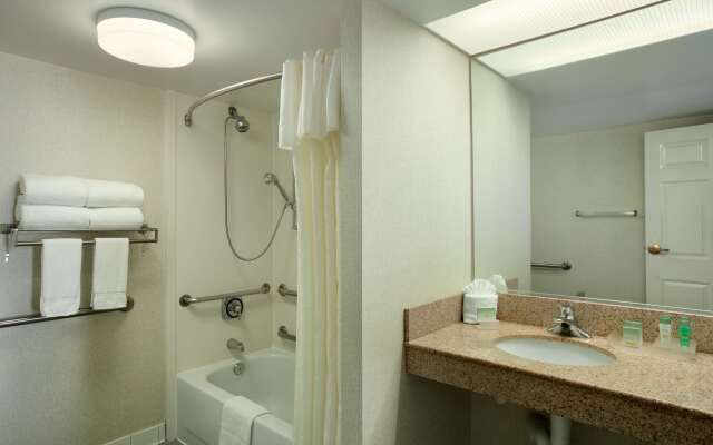 Homewood Suites by Hilton Falls Church - I-495 at Rt. 50