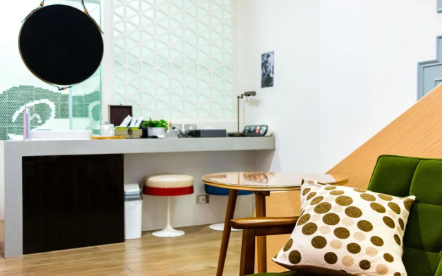 Apartment 321