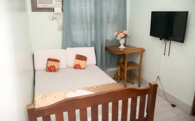 ROOMS498 - Hostel