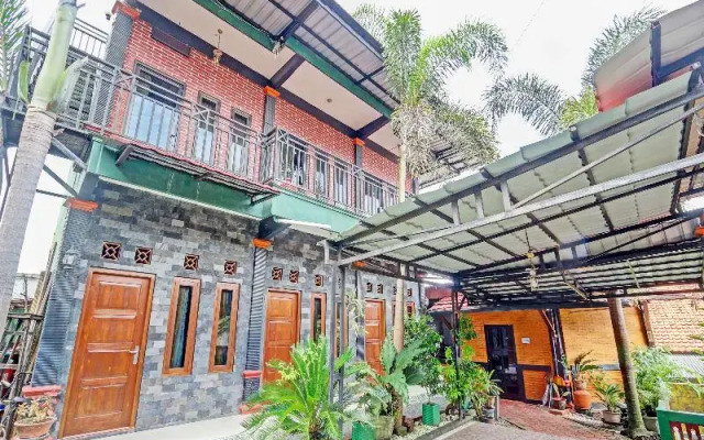 SPOT ON 91337 Pandu Homestay Klaten