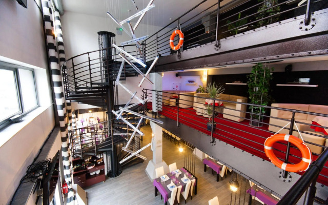 Hotel Malinowski Business