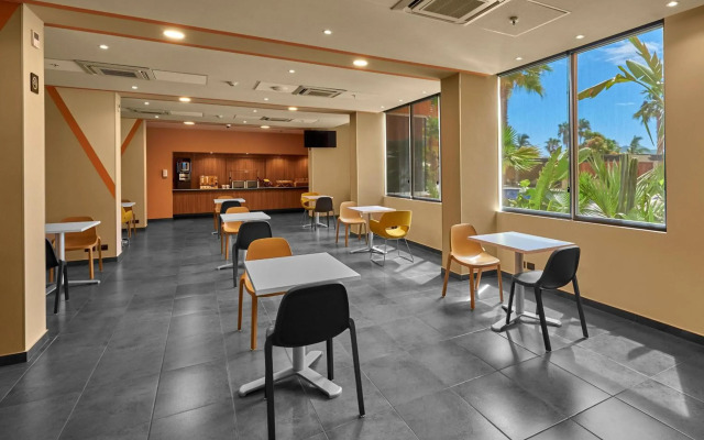 City Express Plus by Marriott Cabo San Lucas