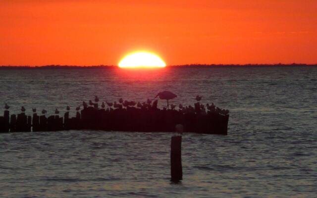 Golden Paradise Town