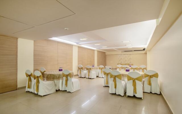 FabHotel Cabana GK1