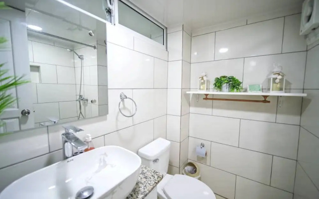 Central 1BR APT - 1 Minute Walking From Rumba