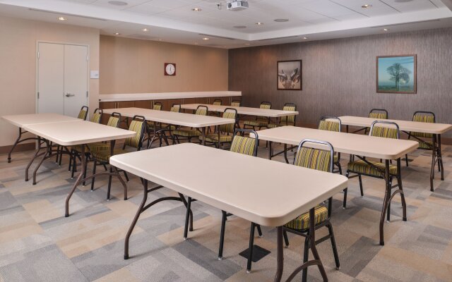 Hampton Inn & Suites St. Paul Oakdale/Woodbury