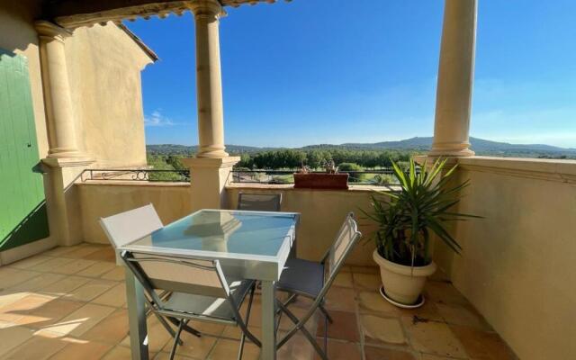 appartement sur le golf de pont royal