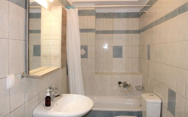 "kalamaki Plaza Apartments ''tzante''"