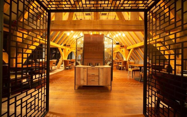 Cave Hotel & Golf Resort