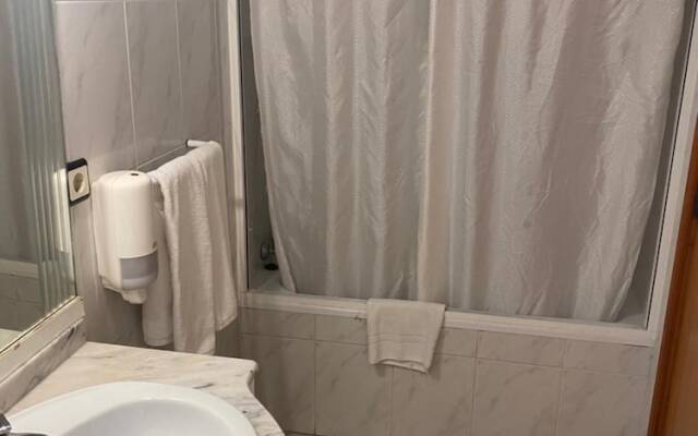 Hotel Residencial Portucalense