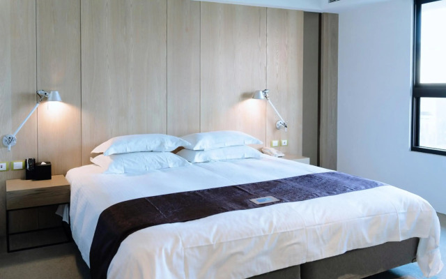 Gogo Hotel 38