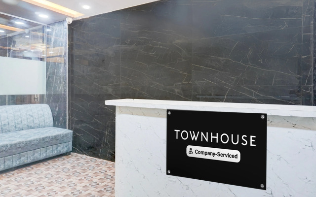 Super Townhouse Hinjewadi Corporate Stays