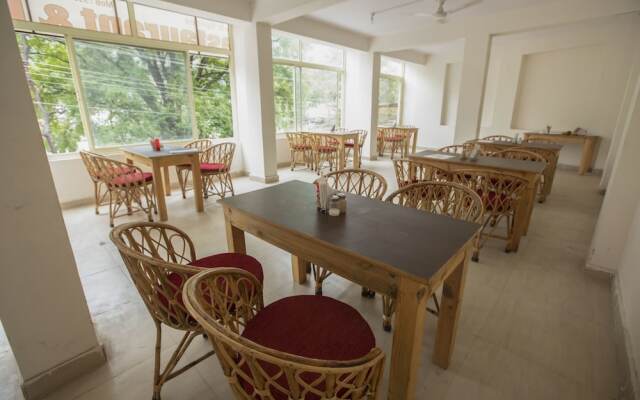 HOTEL GRACE GANGA-By Nature Care Village