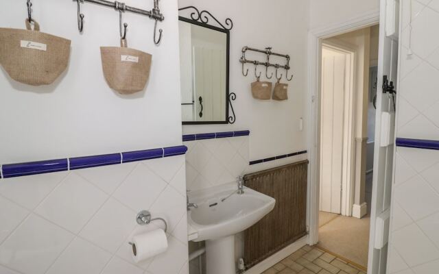 Magnolia Cottage, Evesham