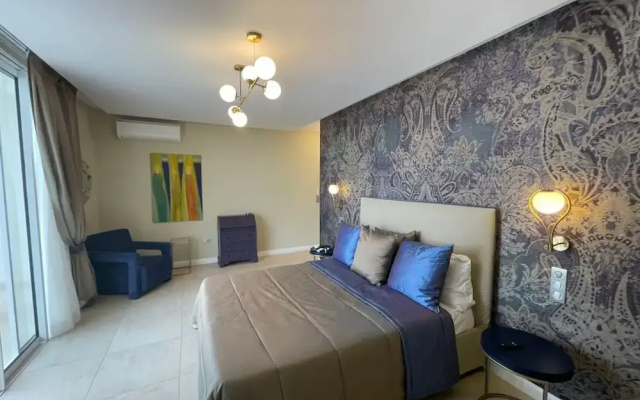 Villa Italia Somone Luxury Hotel