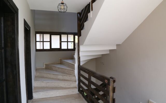 Derin Luxury Hotel