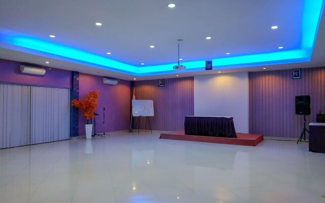 Grand Inn Hotel Mataram