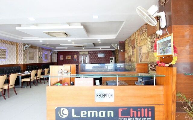 OYO 18540 Hotel Lemon And Chilli