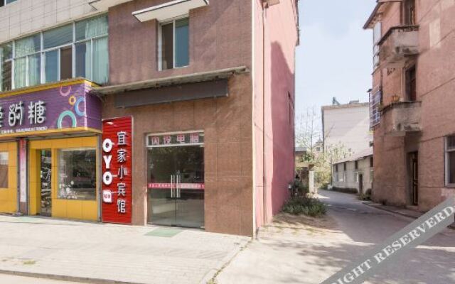 OYO Ikea Hotel