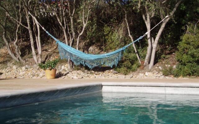 La Poussada, maisons écologiques avec vue mer