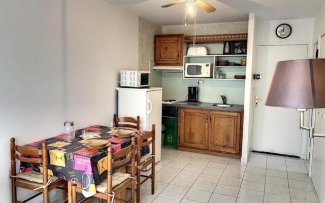 Studio Balaruc-les-Bains, 1 pièce, 4 personnes - FR-1-503-41