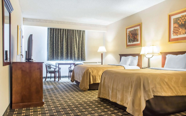 Quality Inn & Suites Palm Island Indoor Waterpark