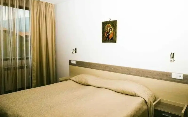 Eagles Nest Aparthotel